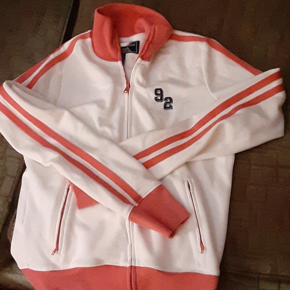 Zip up